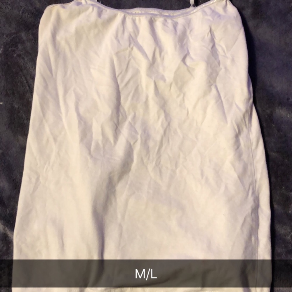 $2 clothes - Picture 4 of 8